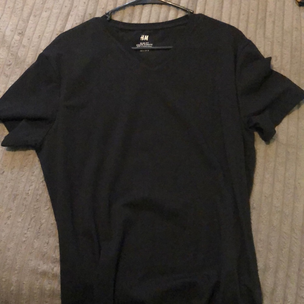 Black tee shirt H&M